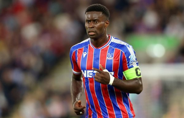 尚红网  格伦-约翰逊: 格伊可以和范戴克搭档一两年, 利物浦越早签他越好